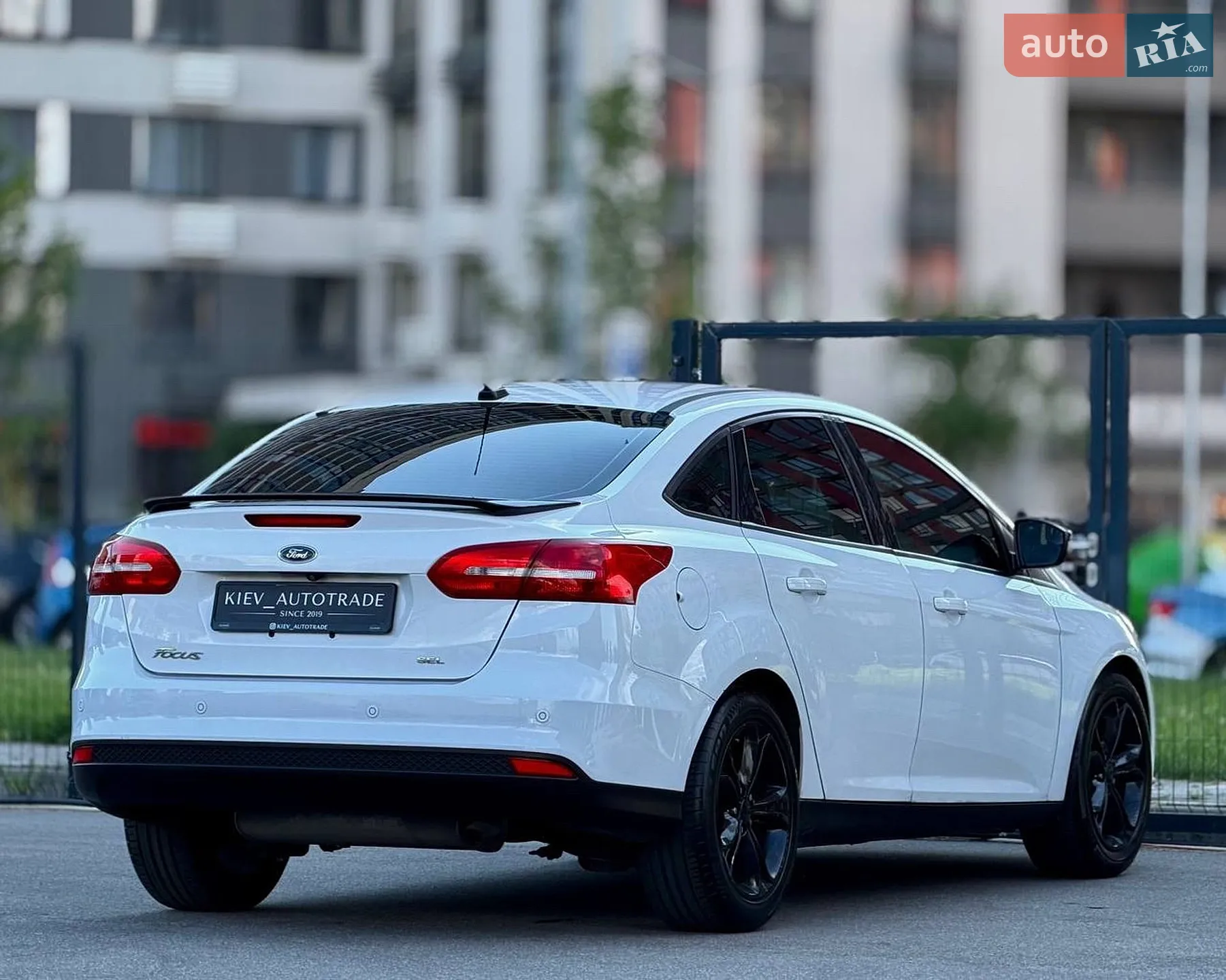 2018 Ford Focus - мініатюра 17