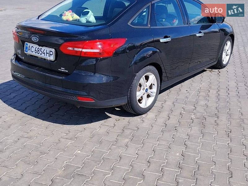 Седан Ford Focus 2015 в Луцьку
