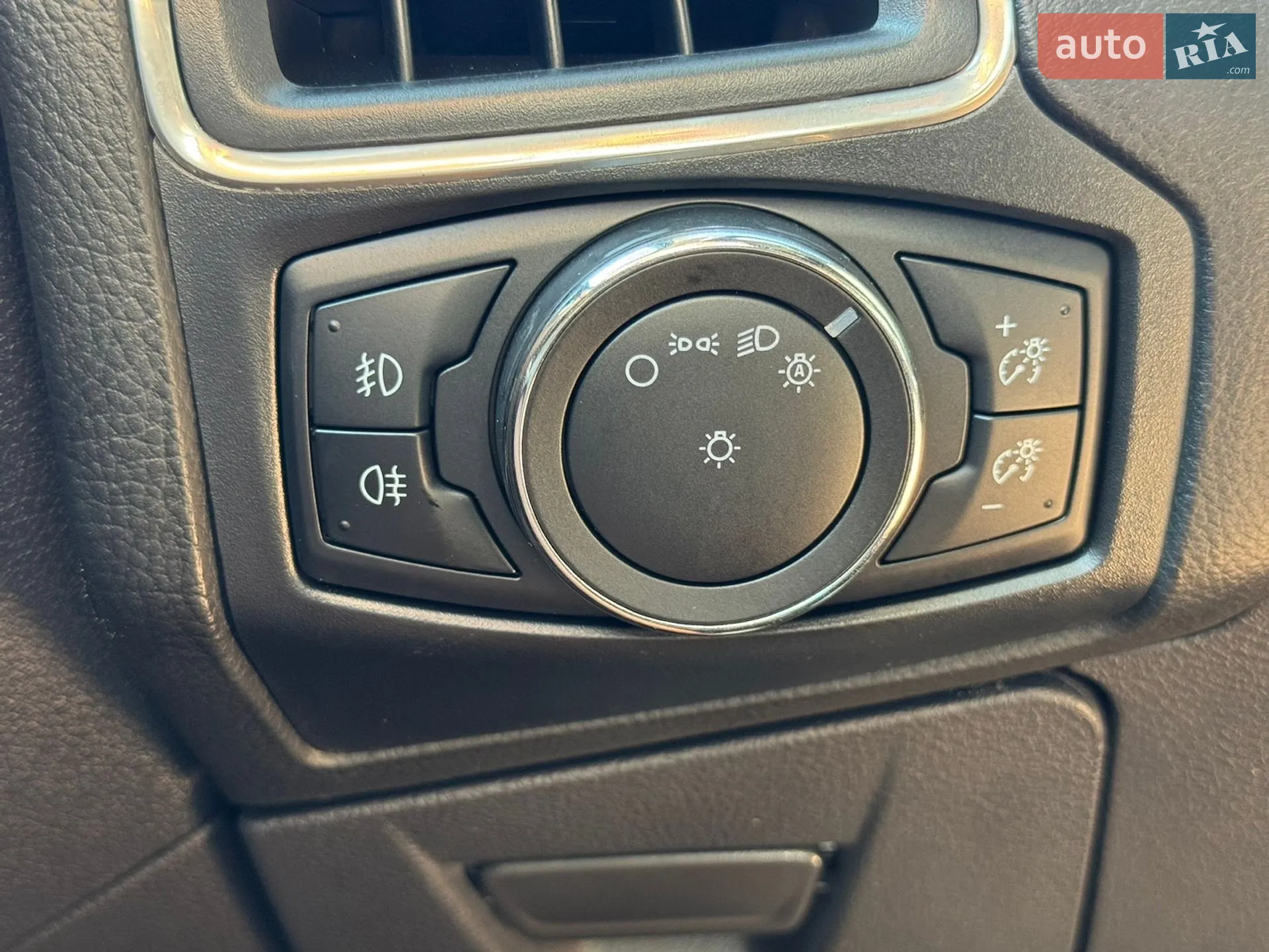 2012 Ford Focus - мініатюра 48