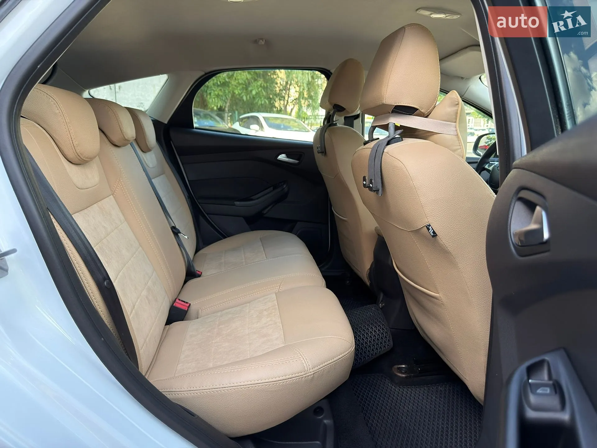 2012 Ford Focus - мініатюра 4