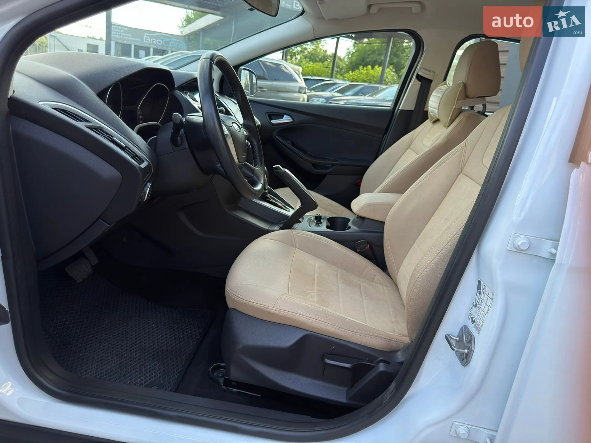 2012 Ford Focus - мініатюра 13