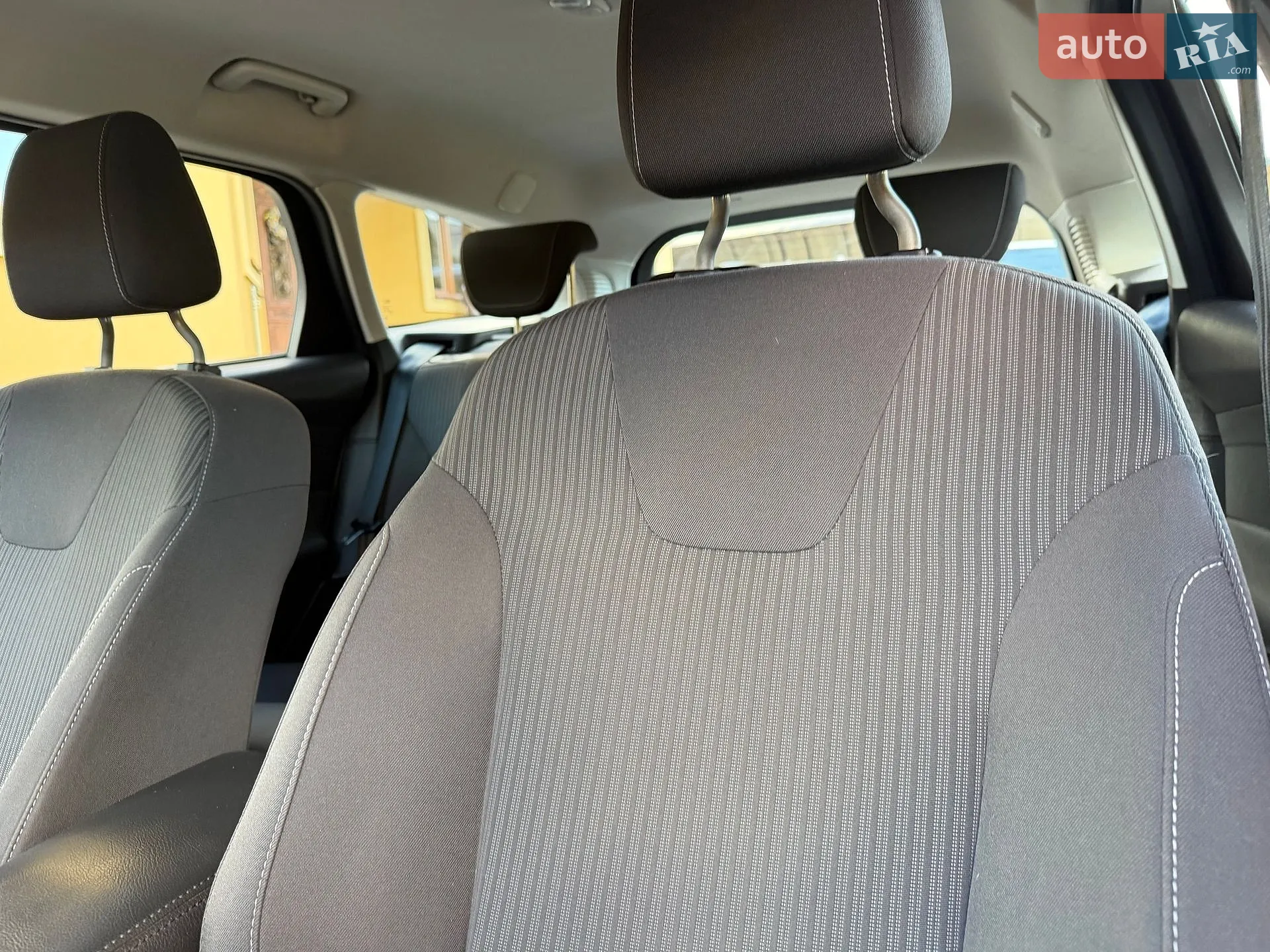2013 Ford Focus - мініатюра 103
