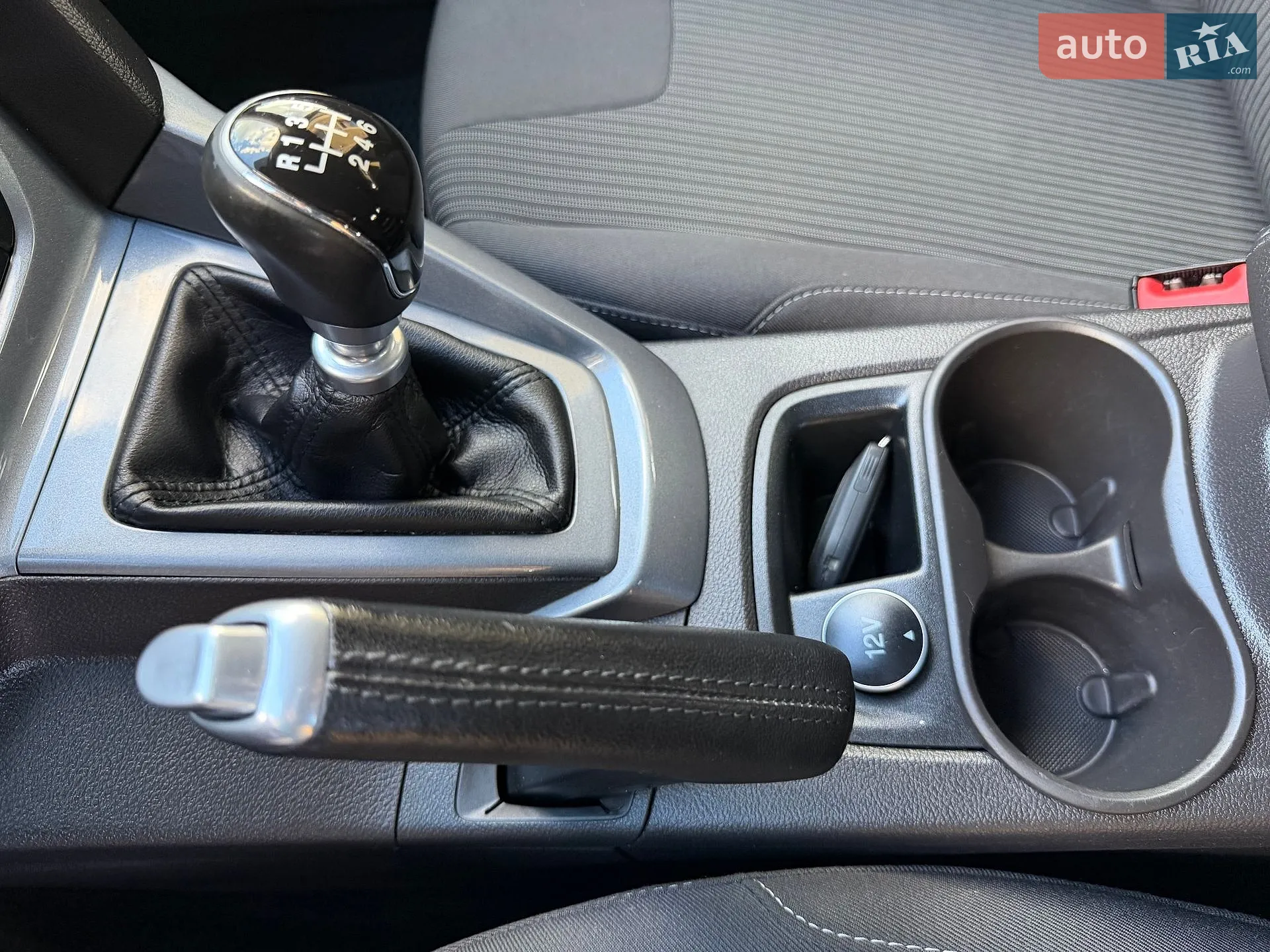 2013 Ford Focus - мініатюра 105