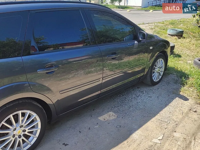 Ford Focus 2007 VIN WF0WXXGCDW7E73631 фото оголошення 5 з 51