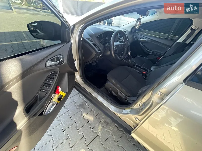 Ford Focus 2018 VIN 1FADP3K20JL263902 фото оголошення 13 з 62