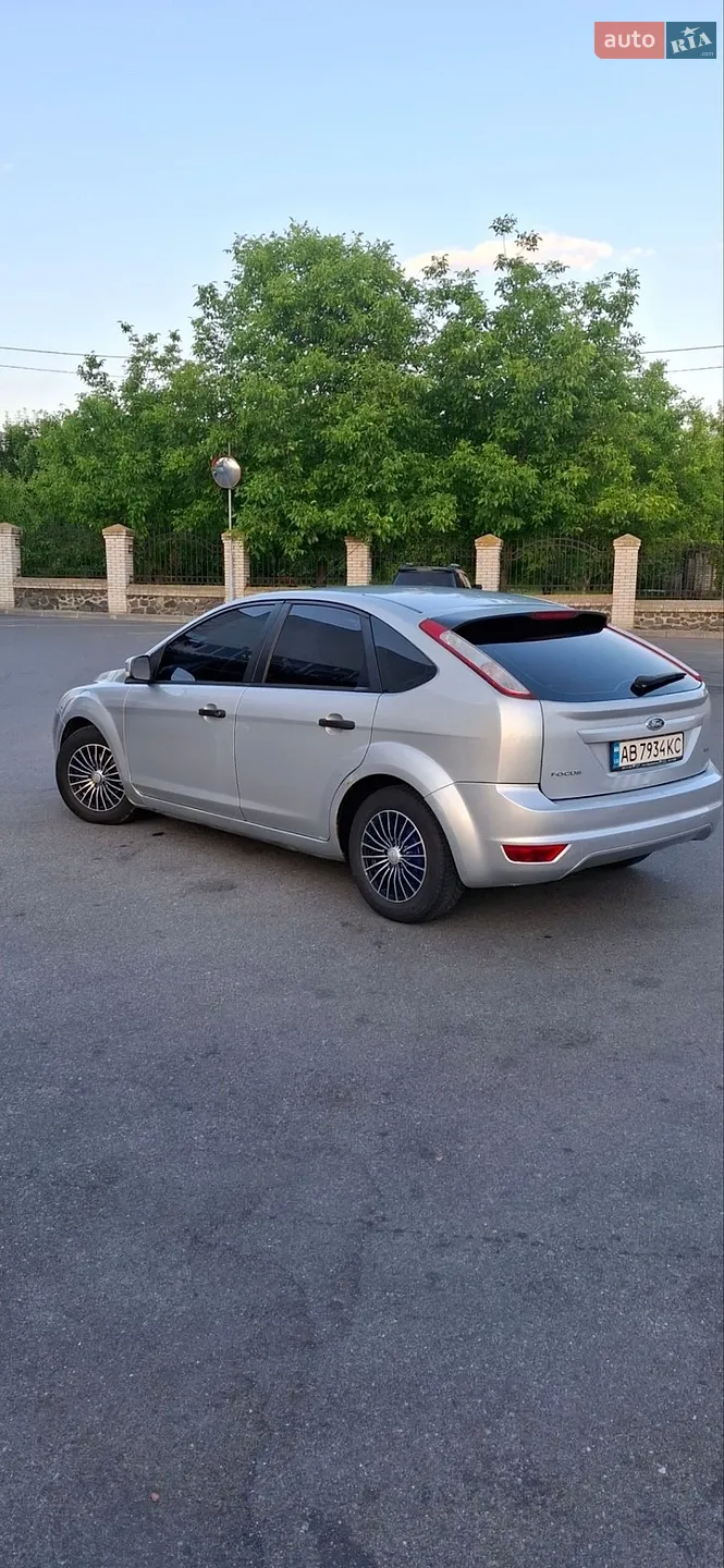 2011 Ford Focus - мініатюра 10