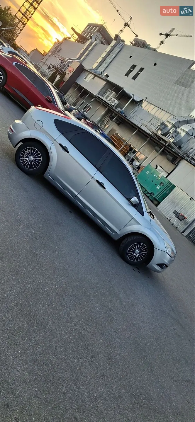 2011 Ford Focus - мініатюра 13