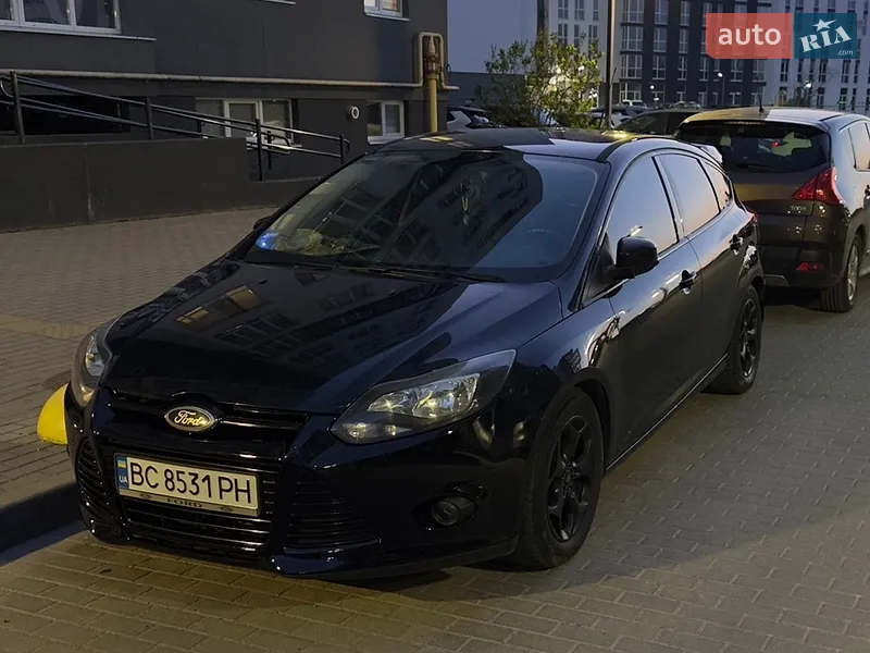 Ford Focus 2011 VIN WF0KXXGCBKBY45189 фото оголошення 12 з 65