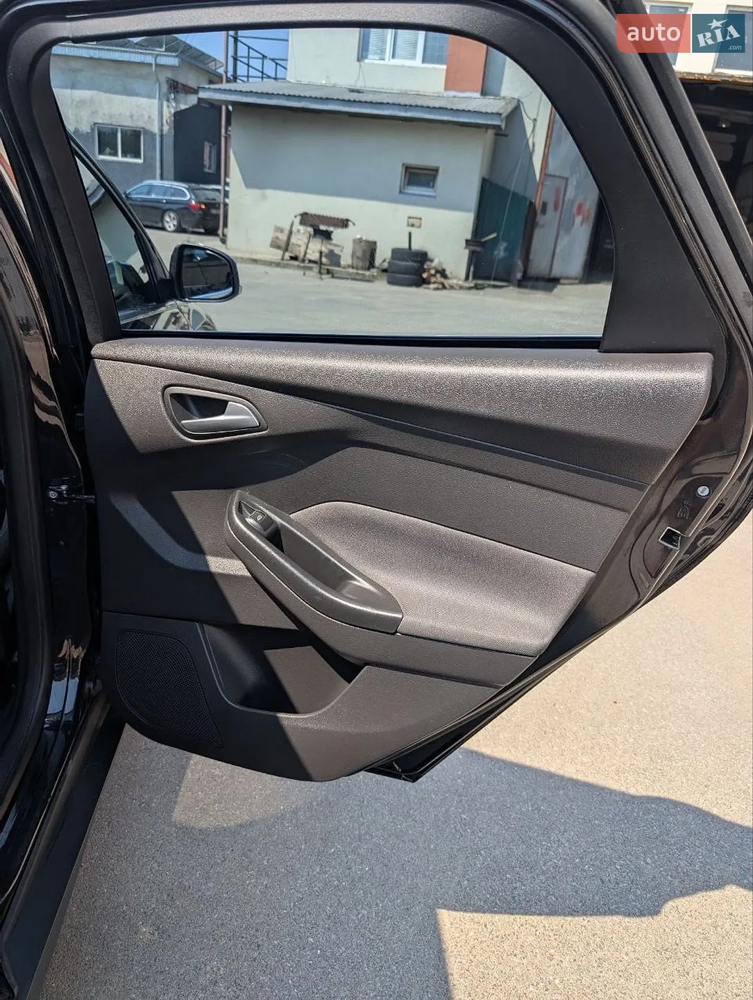 2012 Ford Focus - мініатюра 16
