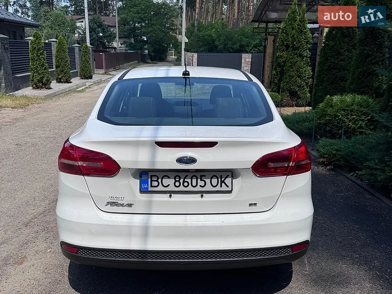 Ford Focus 2016 VIN 1FADP3F29GL325588 фото оголошення 6 з 62
