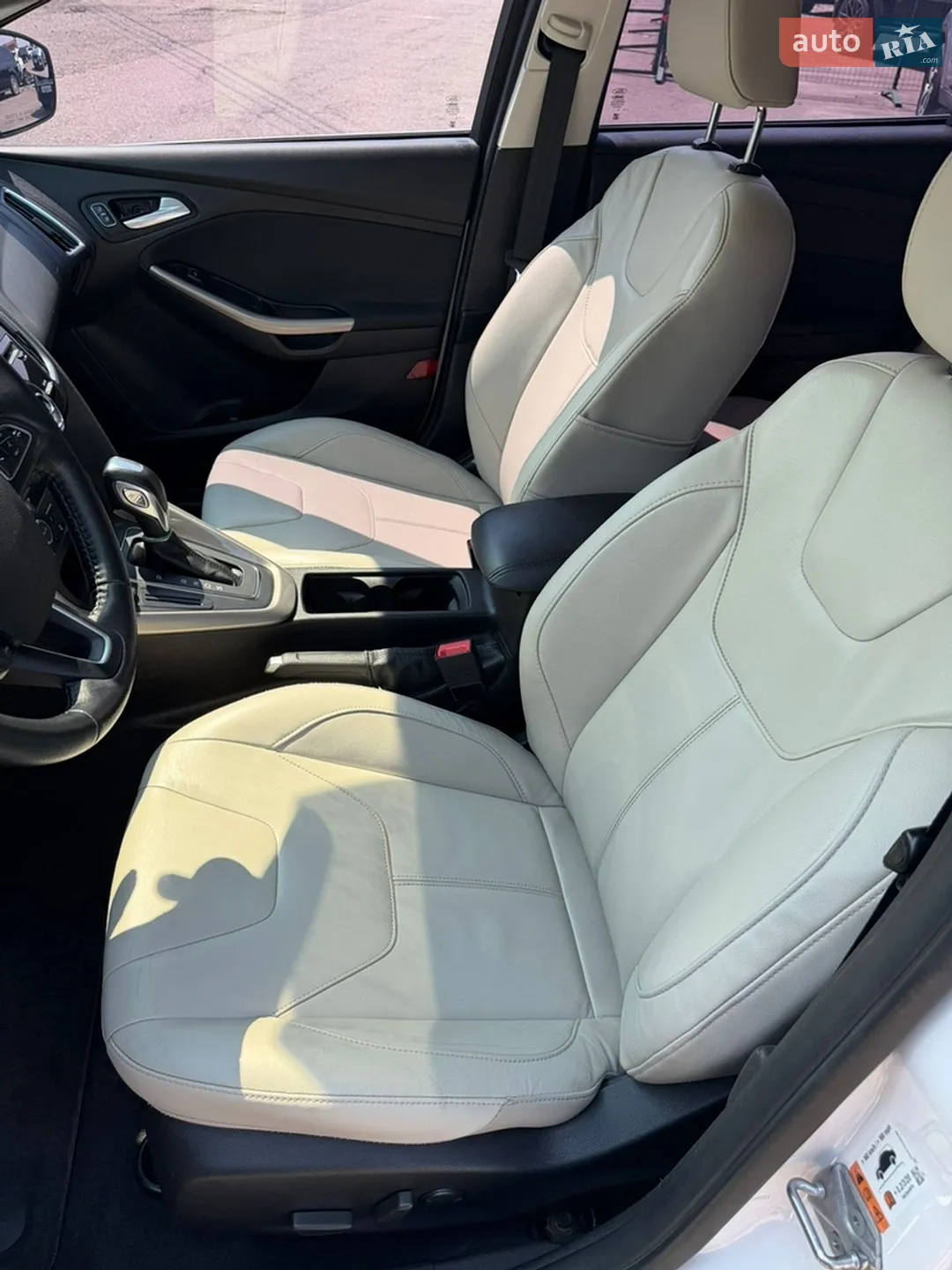 2015 Ford Focus - мініатюра 13