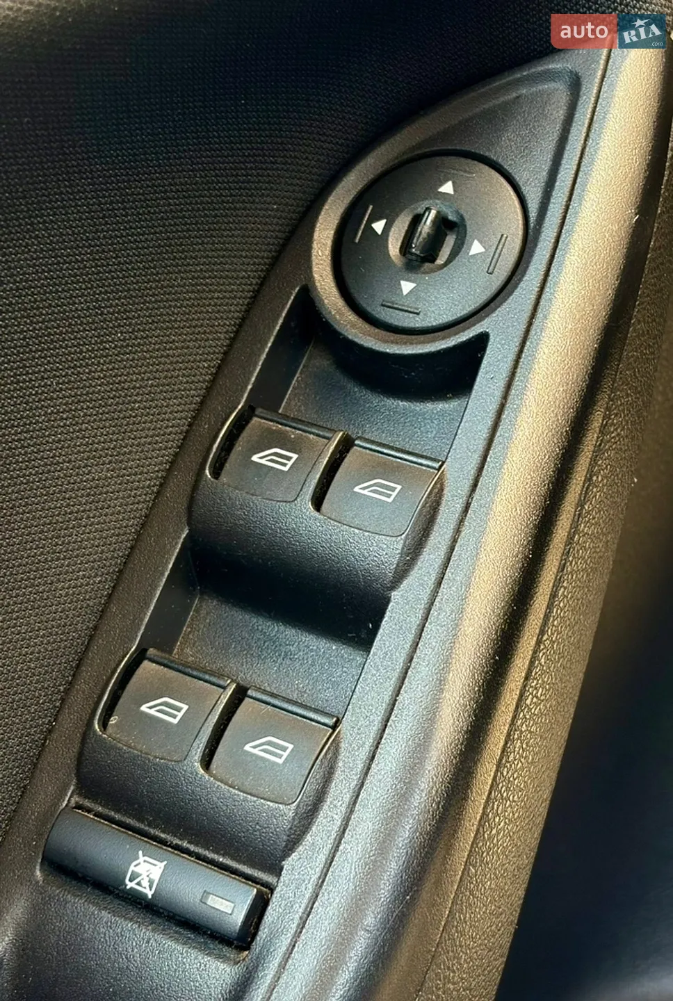 2017 Ford Focus - мініатюра 23