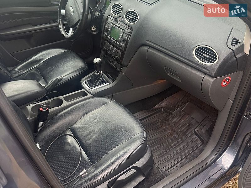 Хэтчбек Ford Focus 2006 в Барвенкове