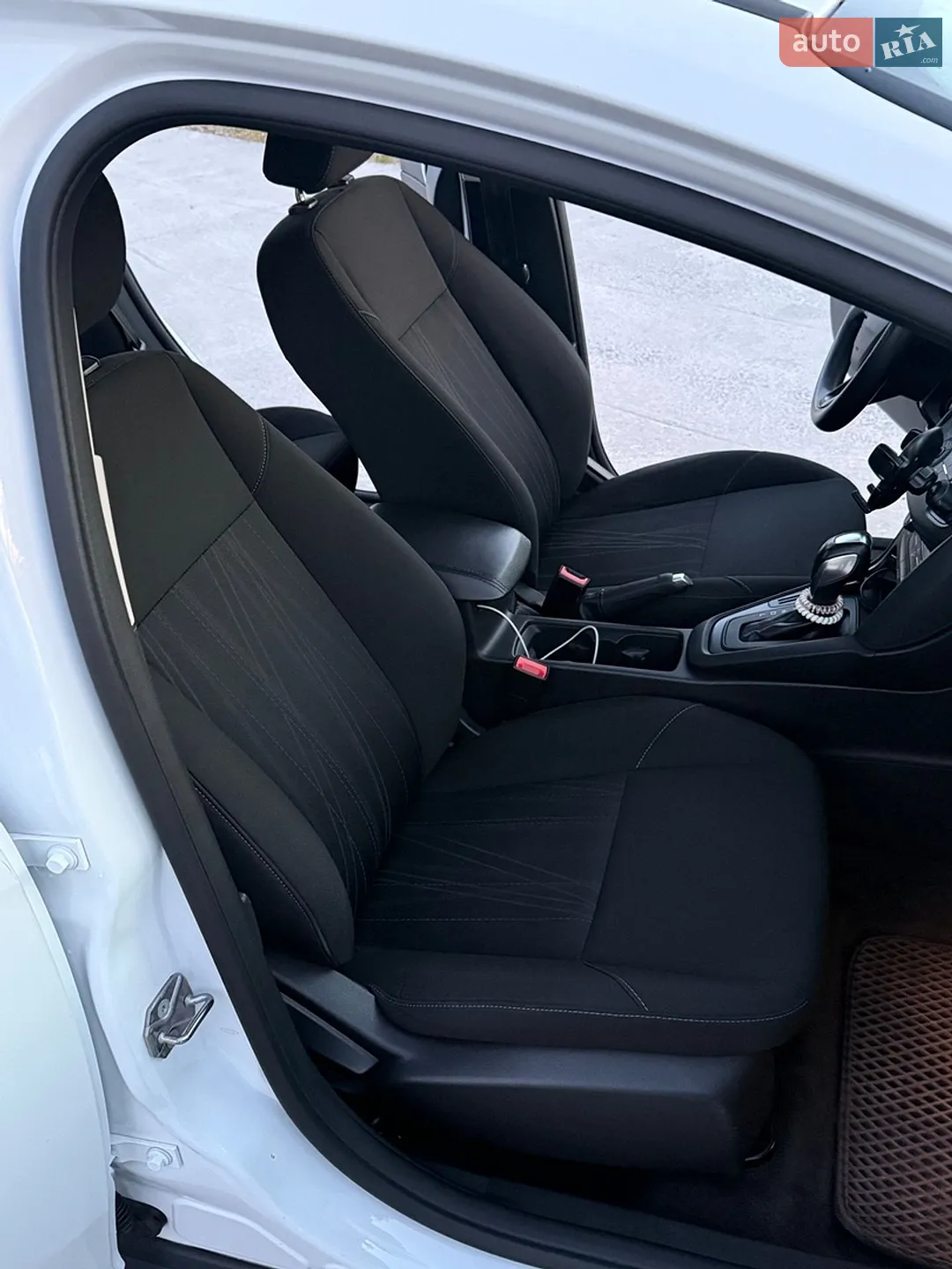 2015 Ford Focus - мініатюра 14