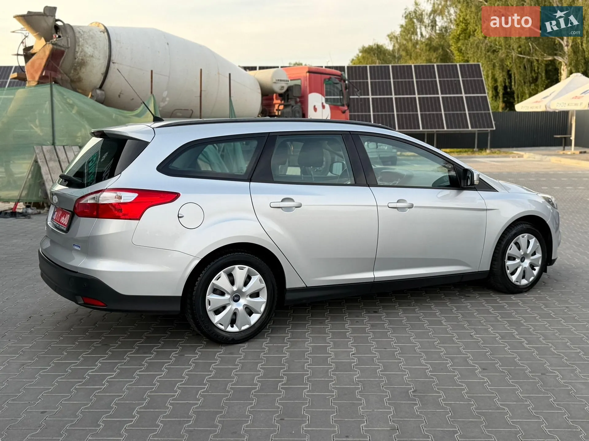 2011 Ford Focus - мініатюра 18