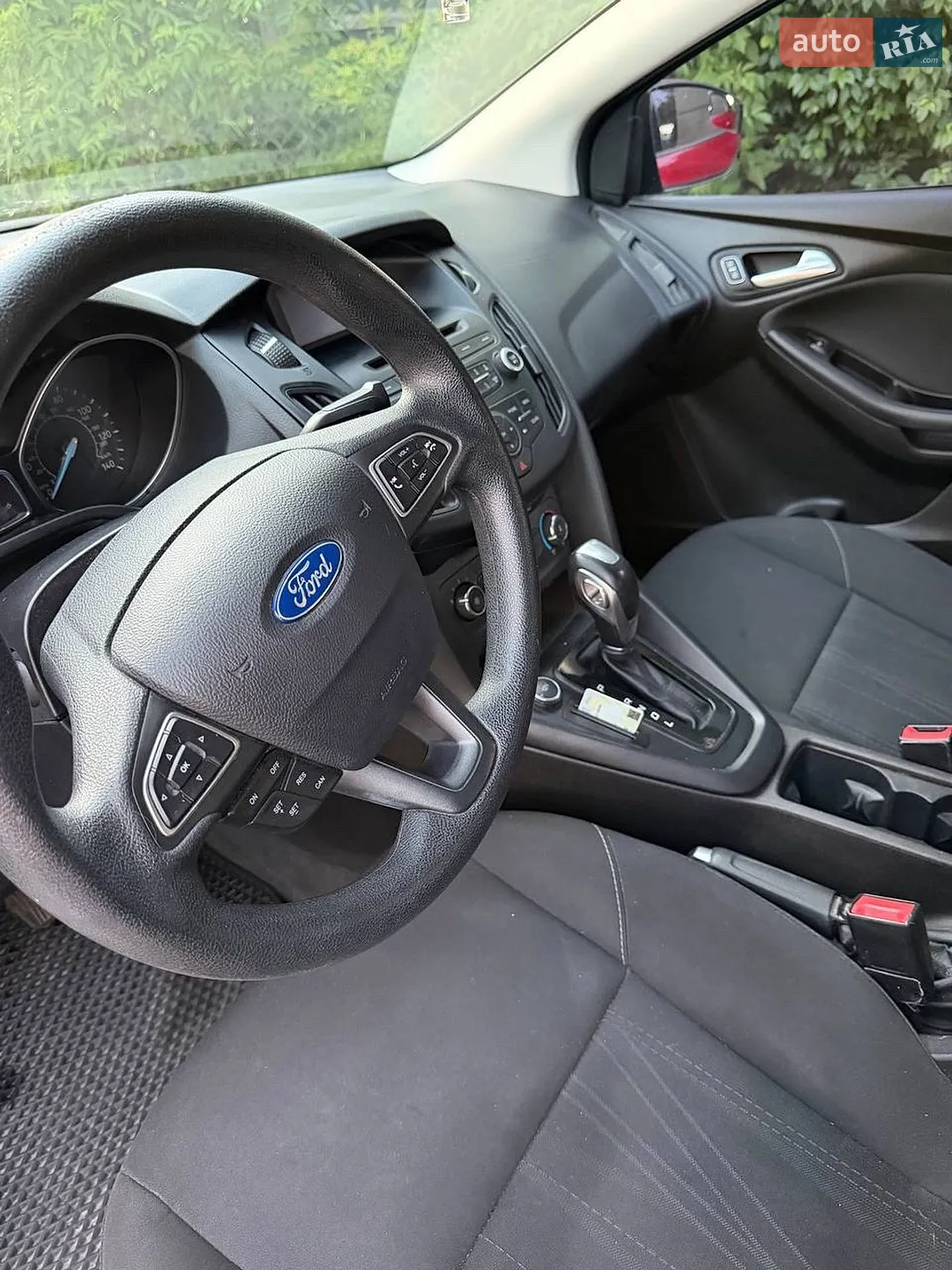 2016 Ford Focus - мініатюра 18