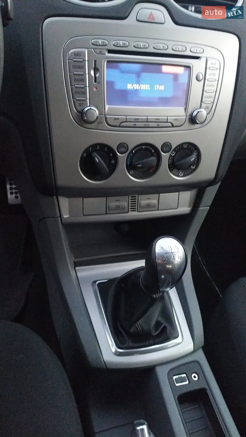 2010 Ford Focus - мініатюра 7