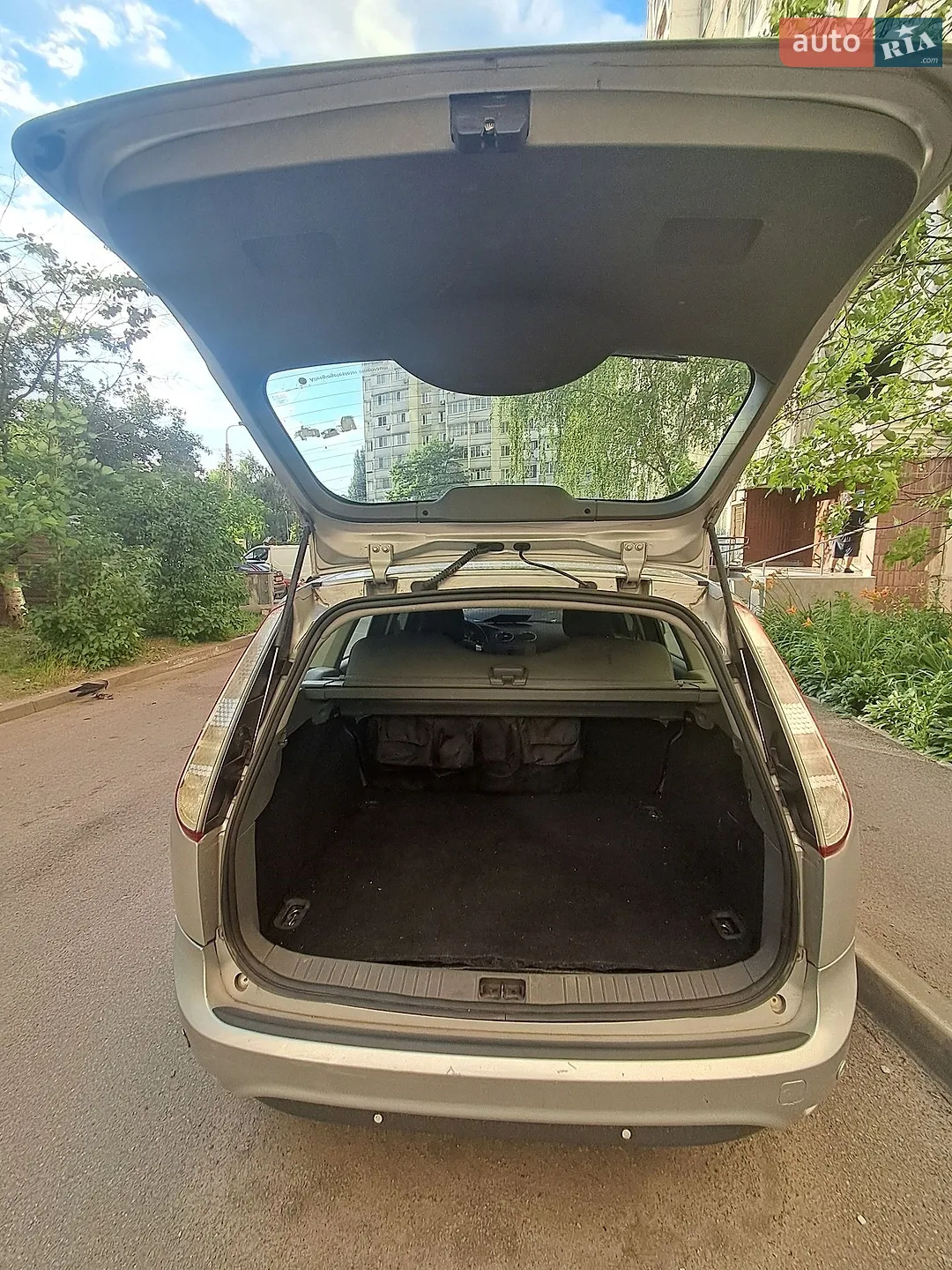 2010 Ford Focus - мініатюра 11