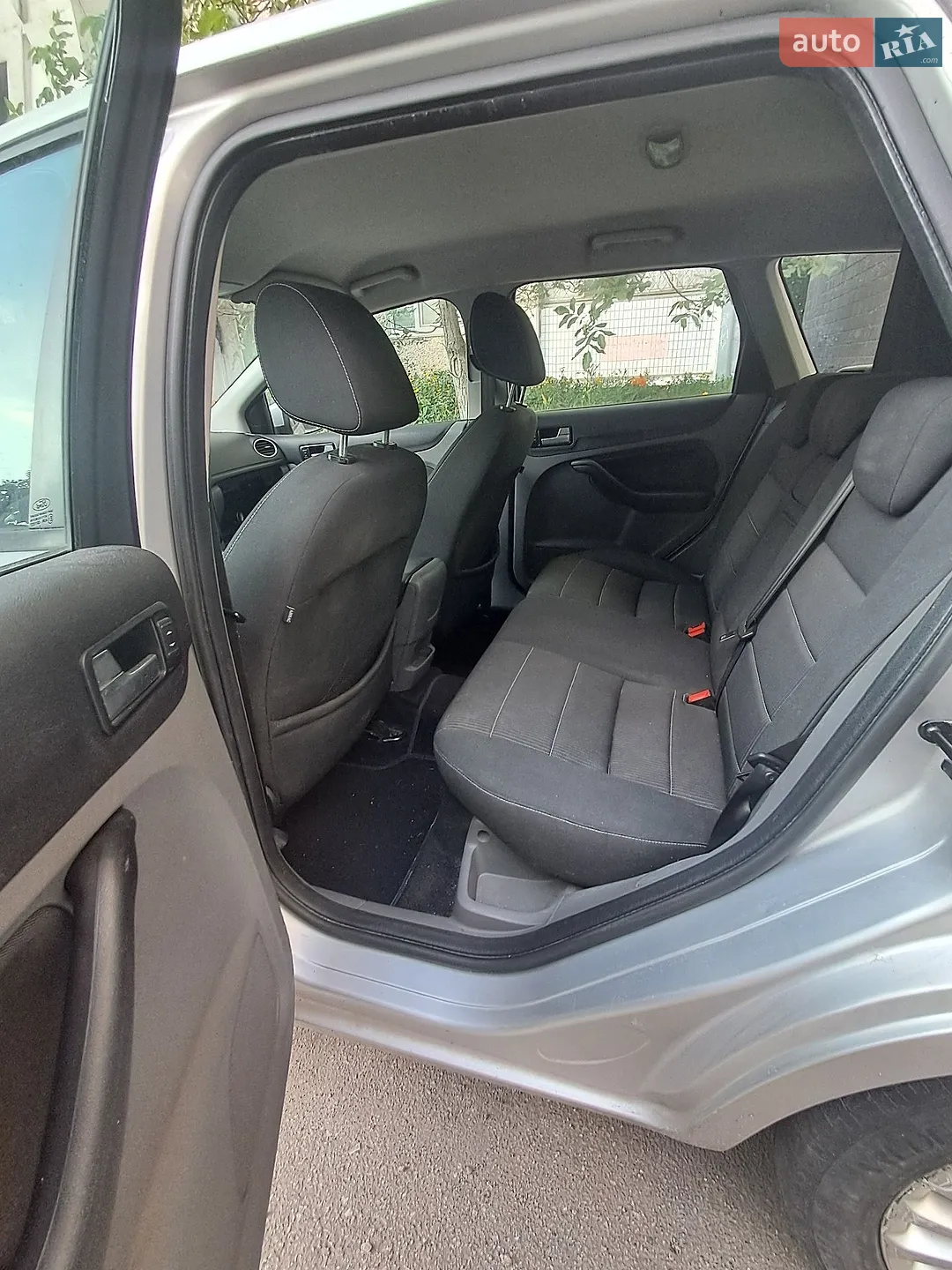 2010 Ford Focus - мініатюра 14