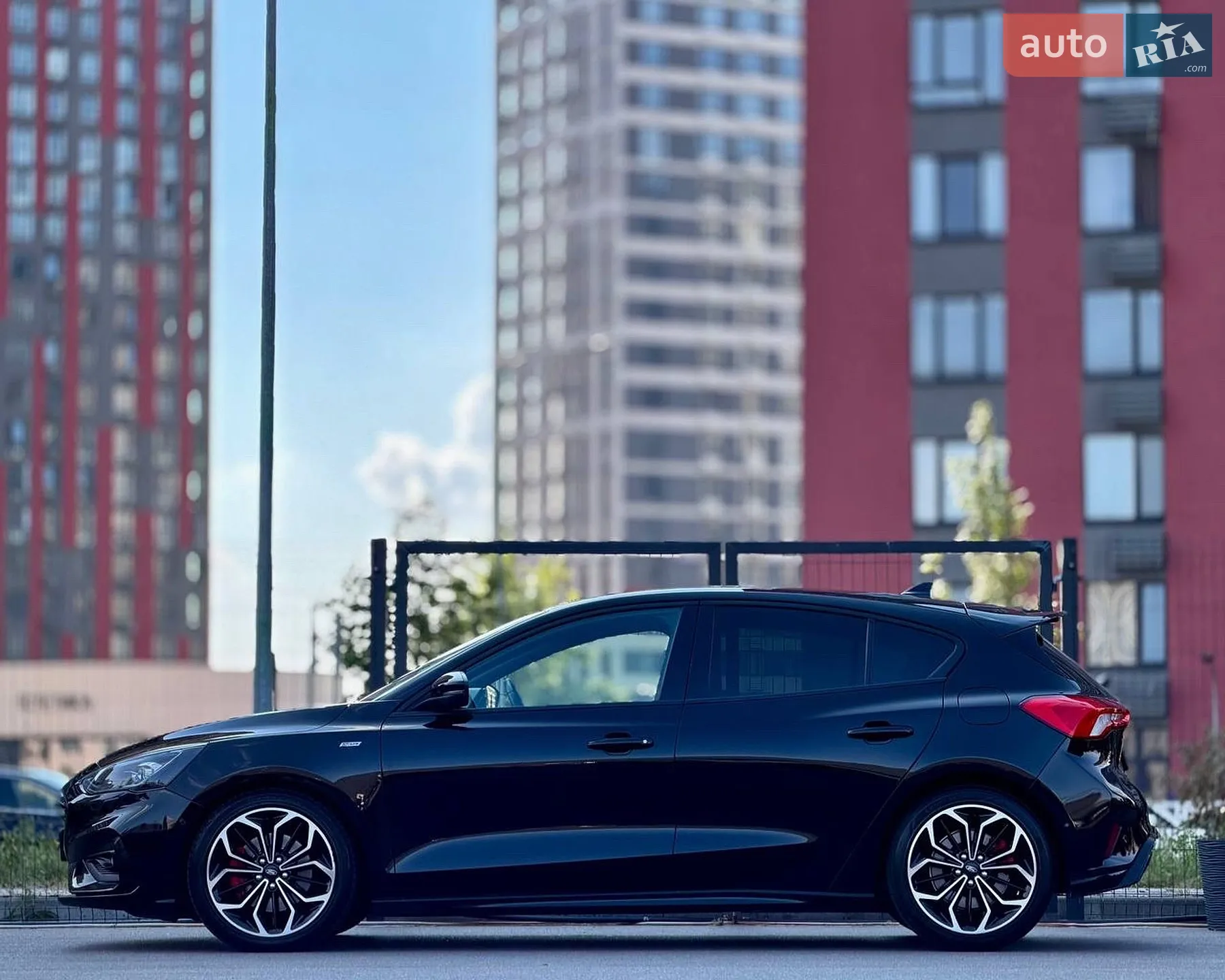 2020 Ford Focus - мініатюра 8