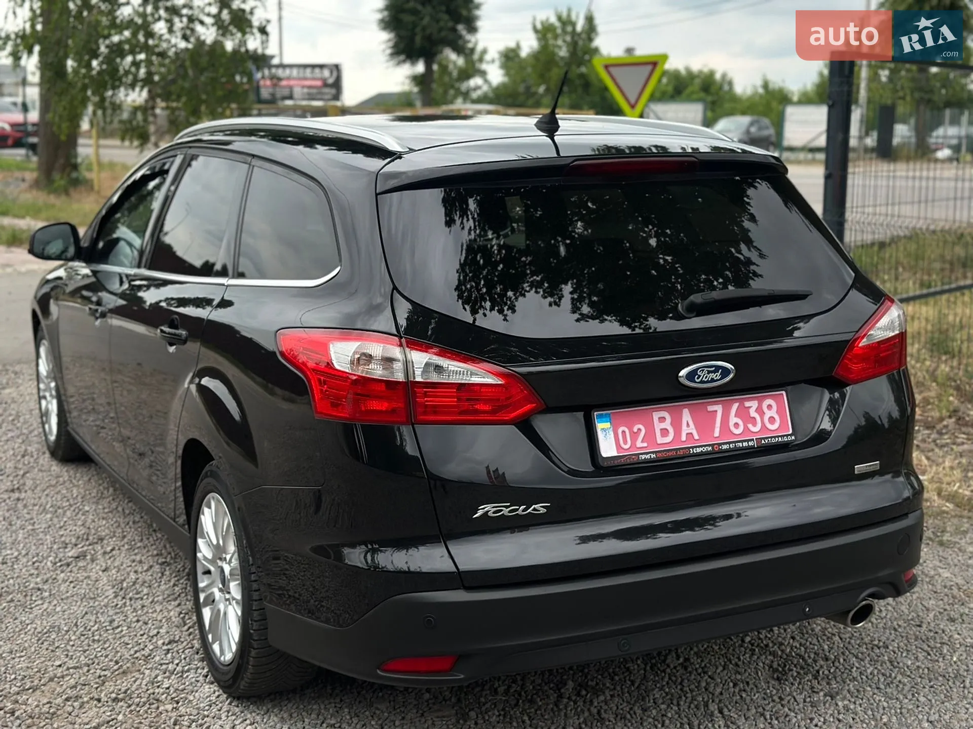 2011 Ford Focus - мініатюра 19