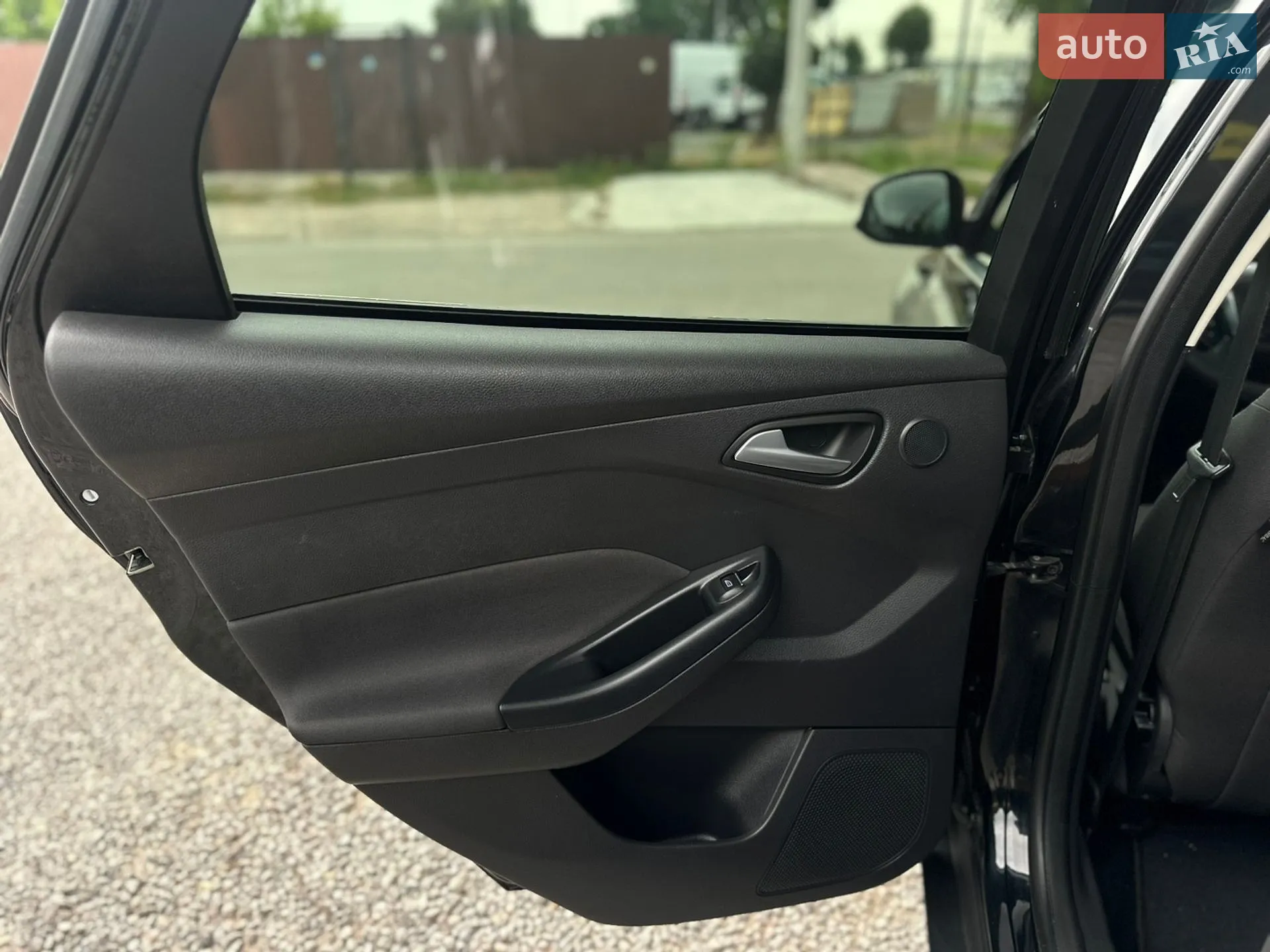 2011 Ford Focus - мініатюра 38