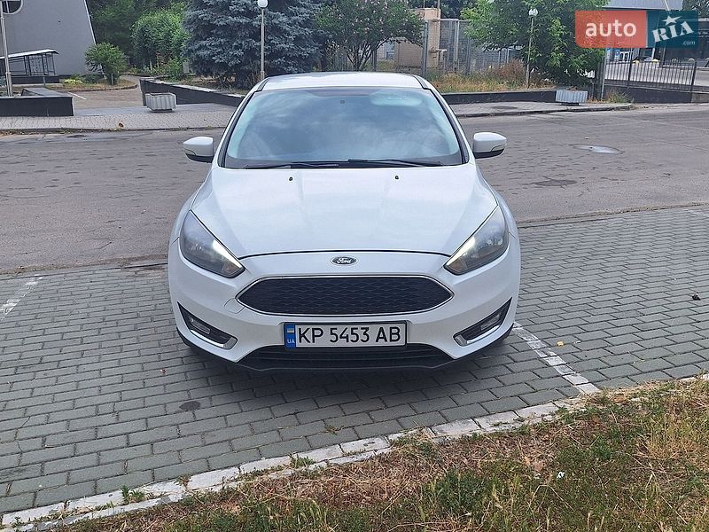 Седан Ford Focus 2016 в Запорожье