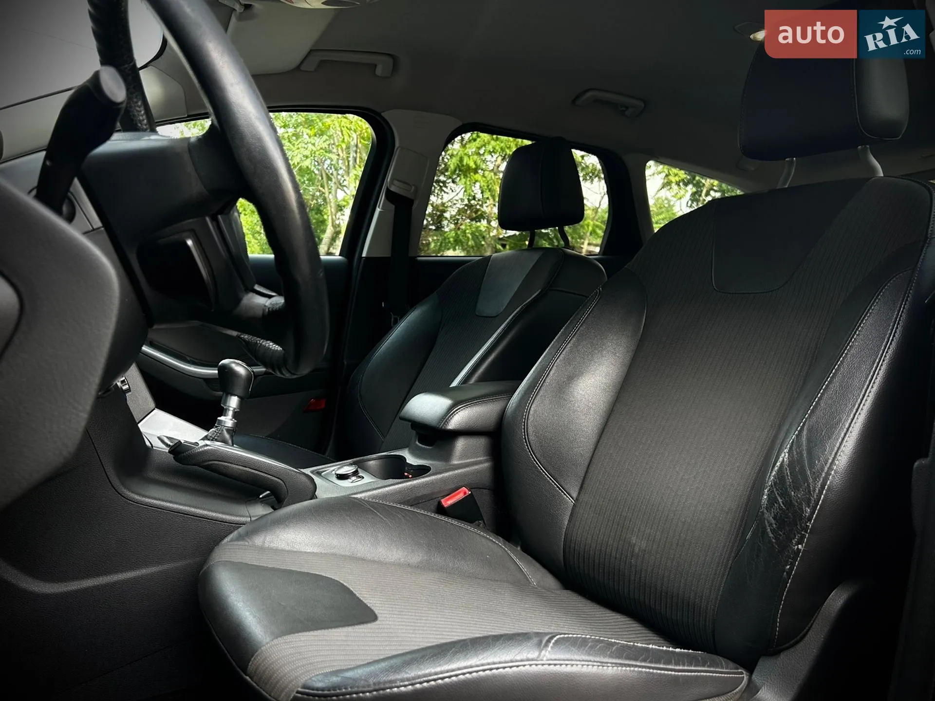 2012 Ford Focus - мініатюра 16