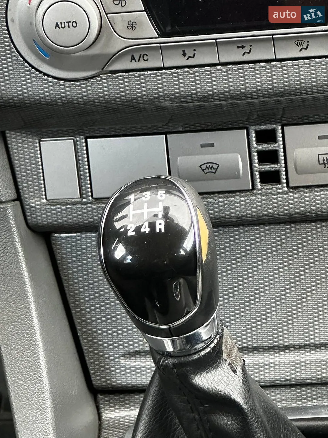 2010 Ford Focus - мініатюра 54