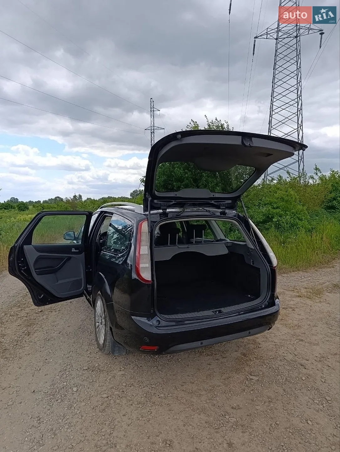 2010 Ford Focus - мініатюра 40