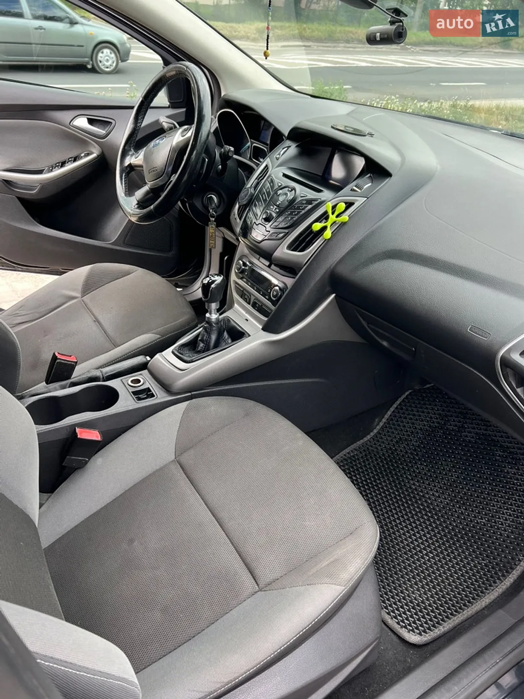 2011 Ford Focus - мініатюра 18