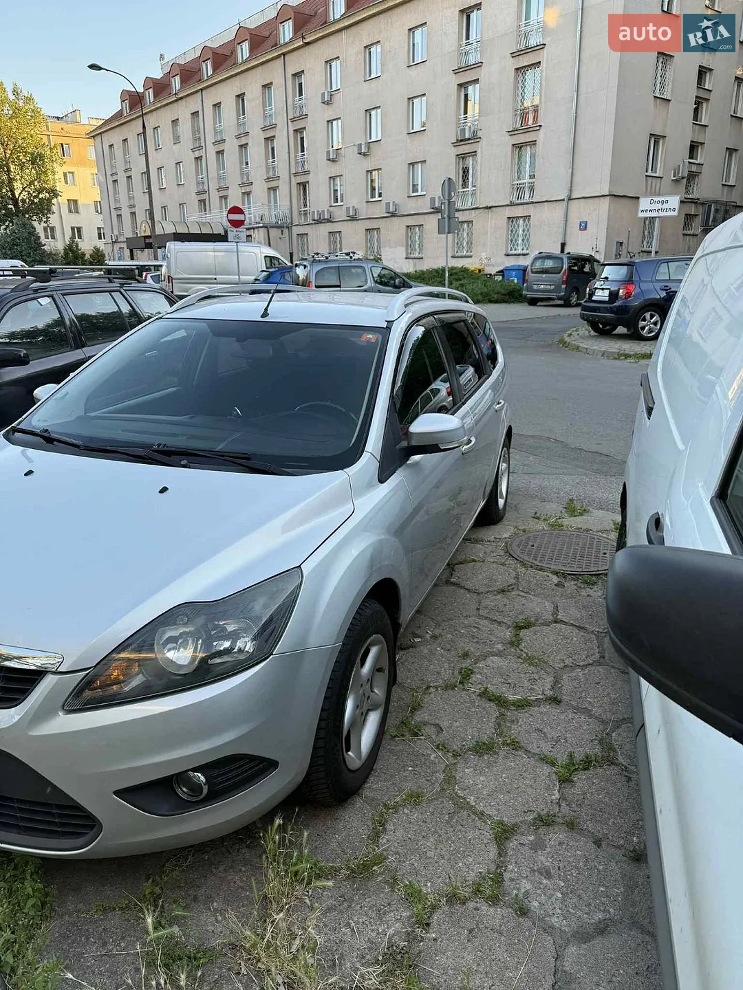2010 Ford Focus - мініатюра 14