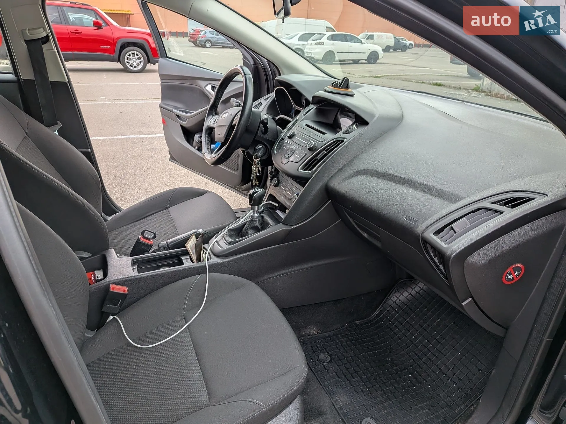 2016 Ford Focus - мініатюра 9