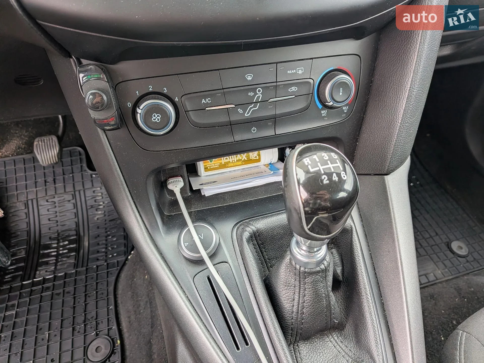 2016 Ford Focus - мініатюра 11