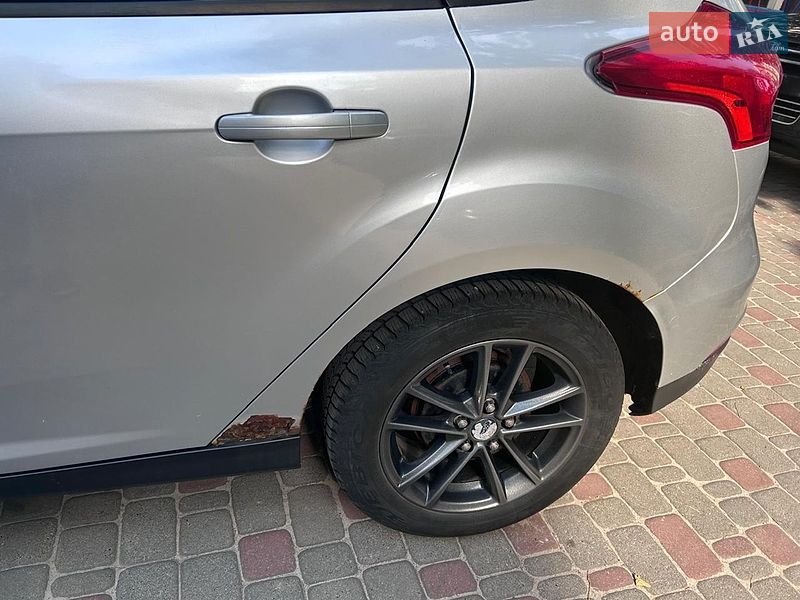 Хэтчбек Ford Focus 2015 в Ирпене фото 7 Хэтчбек Ford Focus 2015 в Ирпене