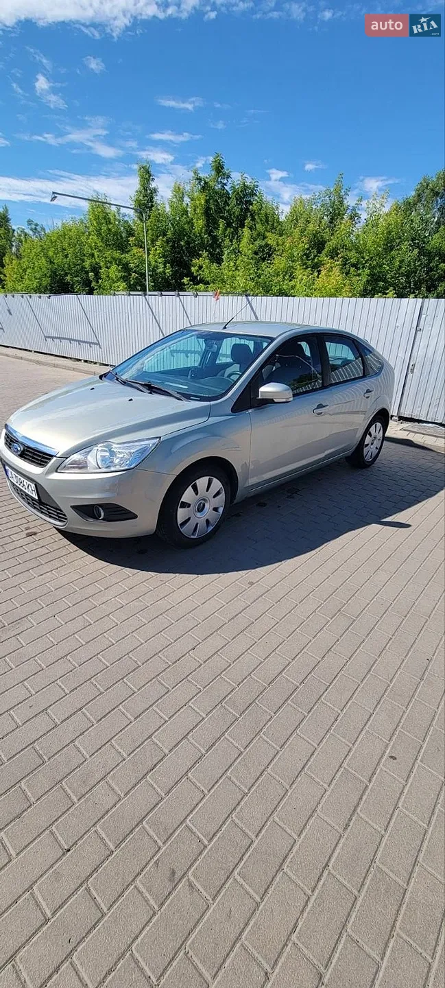 2010 Ford Focus - мініатюра 13