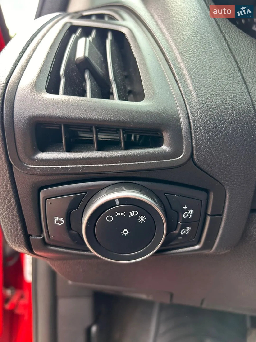 2015 Ford Focus - мініатюра 26