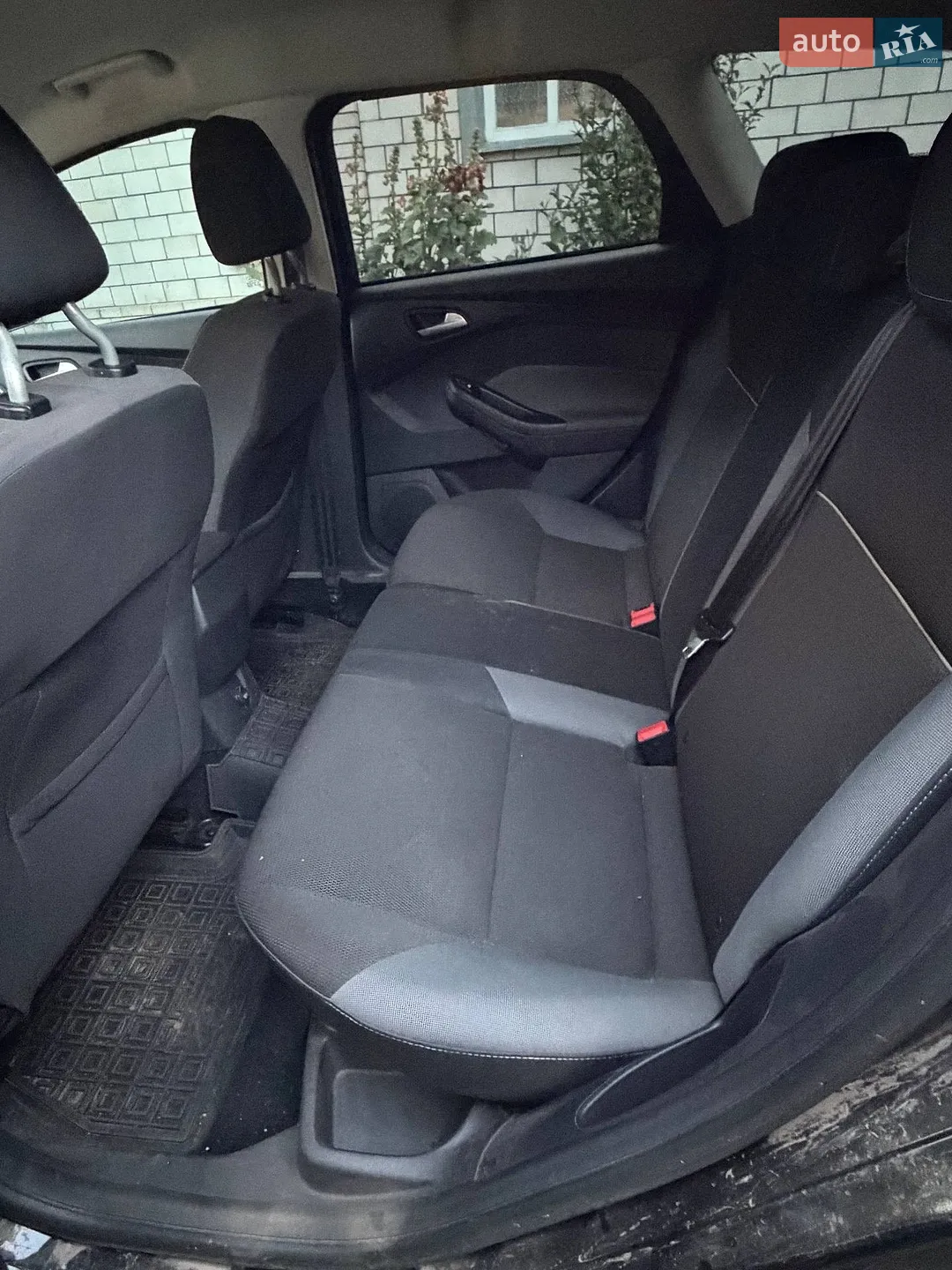 2011 Ford Focus - мініатюра 12