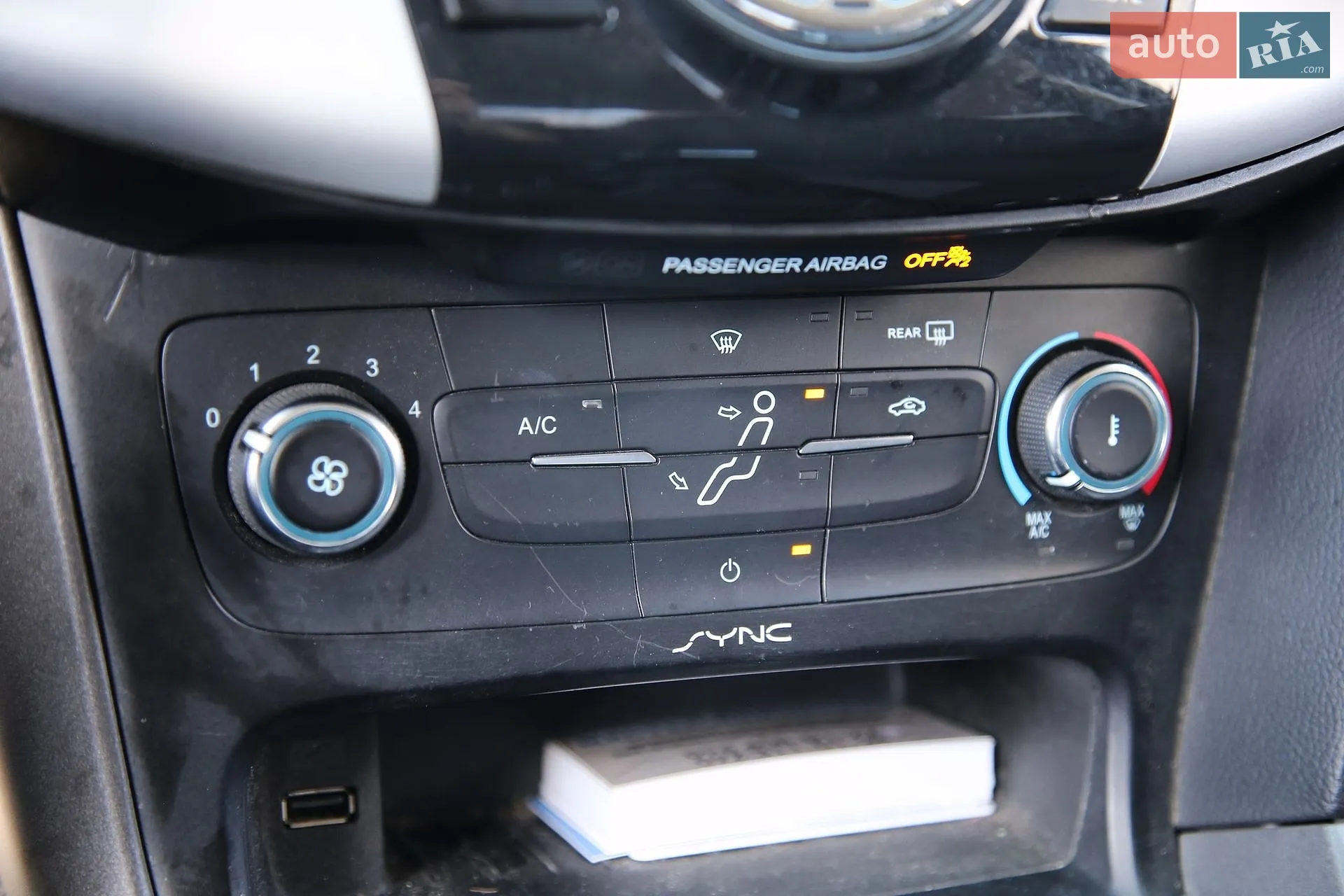 2015 Ford Focus - мініатюра 18