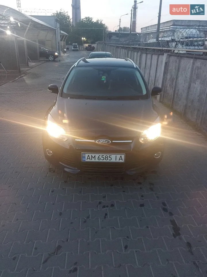 2012 Ford Focus - мініатюра 16