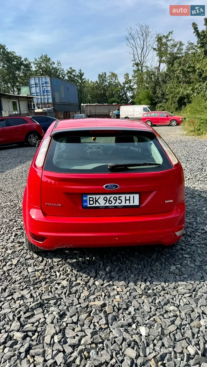 2011 Ford Focus - мініатюра 6