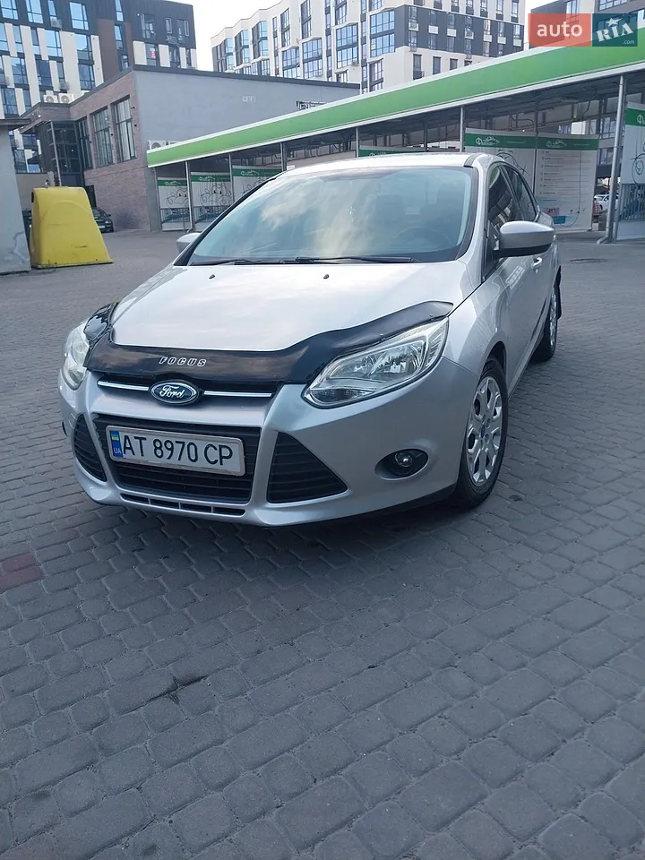 2011 Ford Focus - мініатюра 18