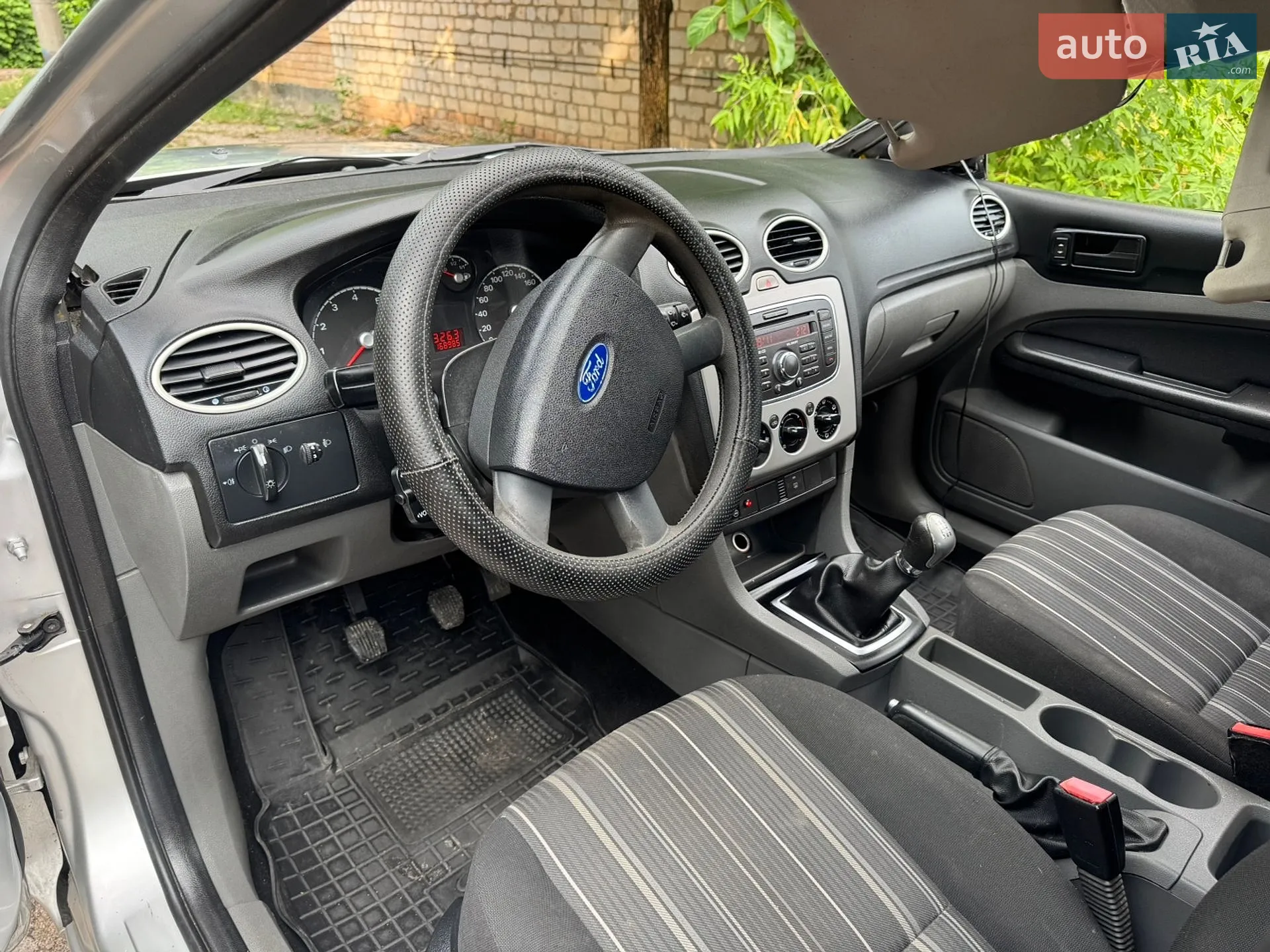 2011 Ford Focus - мініатюра 20