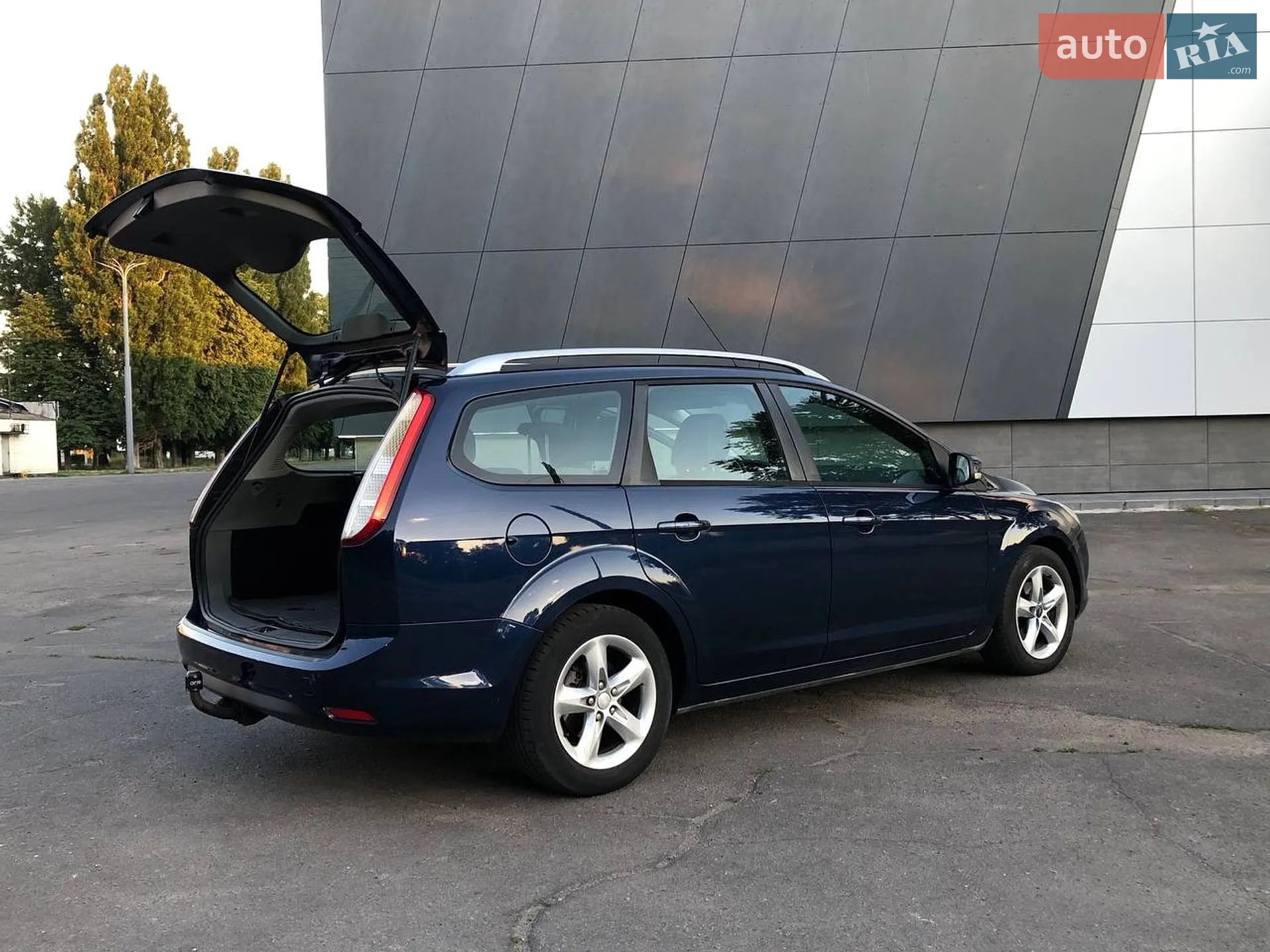 2010 Ford Focus - мініатюра 15