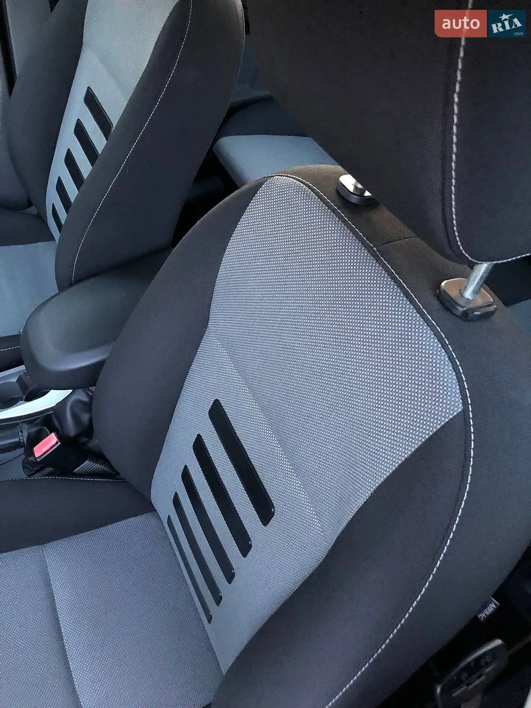 2010 Ford Focus - мініатюра 35