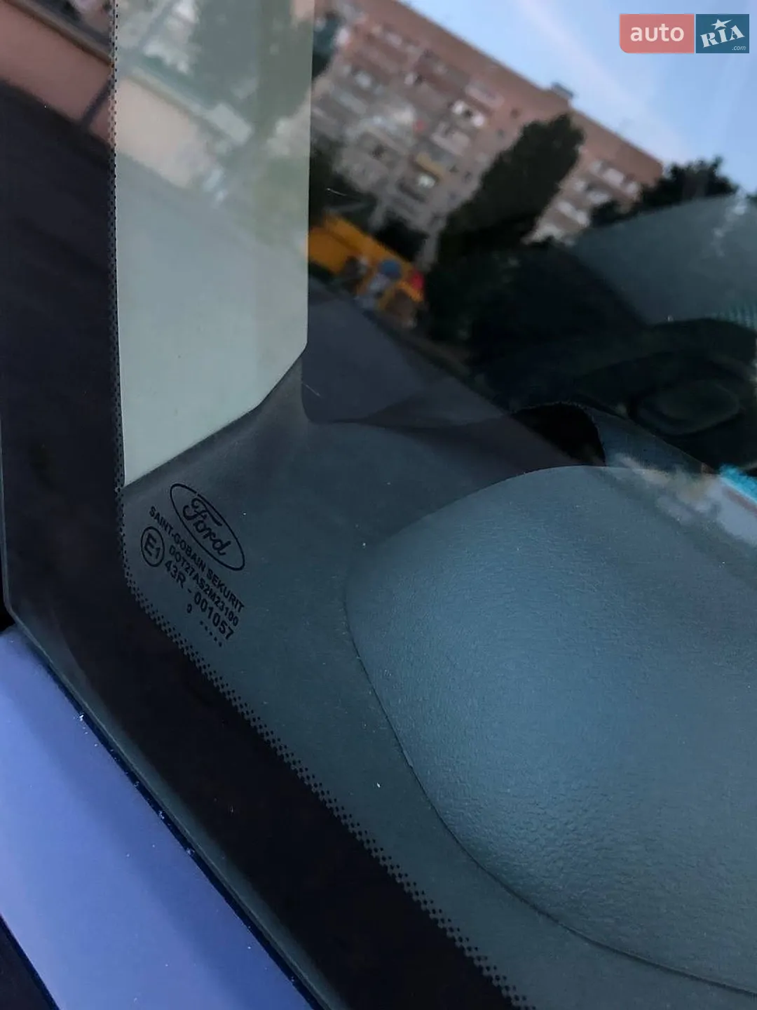 2010 Ford Focus - мініатюра 21