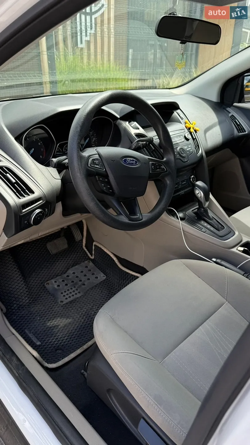 2017 Ford Focus - мініатюра 10