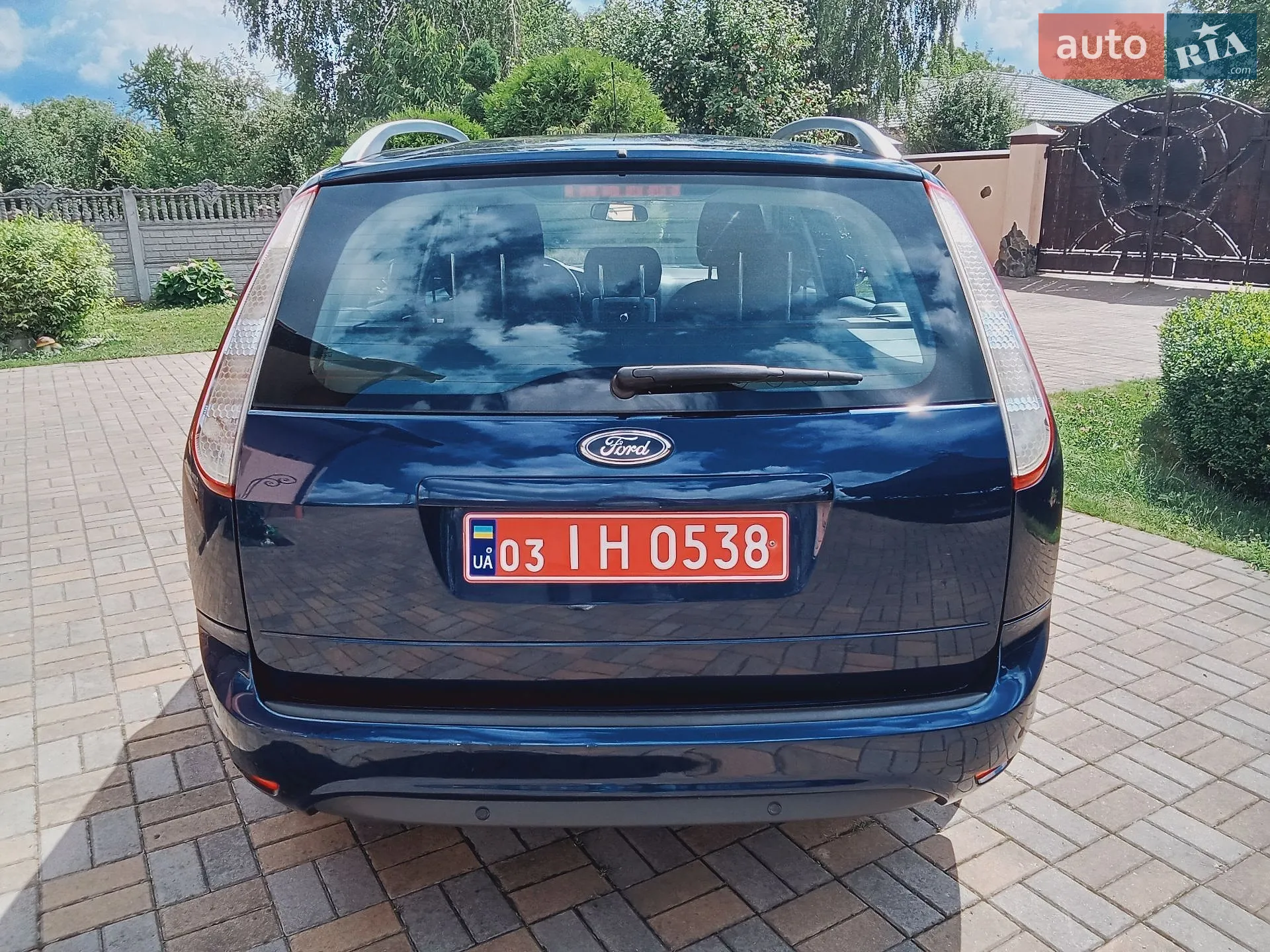2010 Ford Focus - мініатюра 6