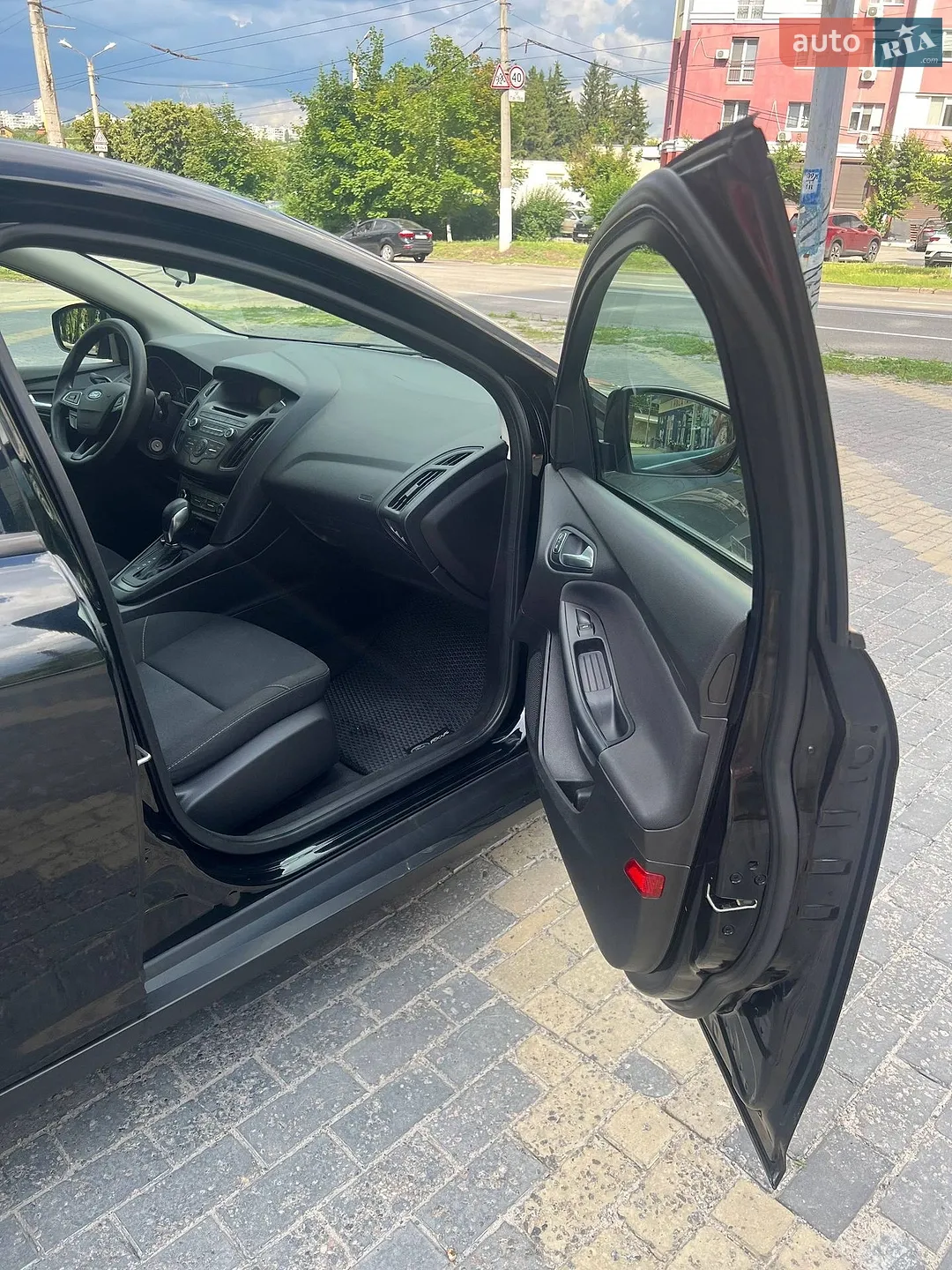 2016 Ford Focus - мініатюра 11