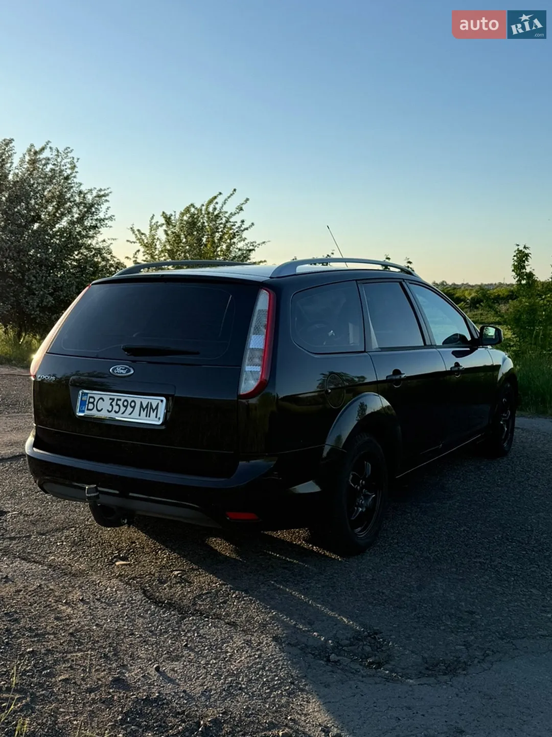 2010 Ford Focus - мініатюра 9